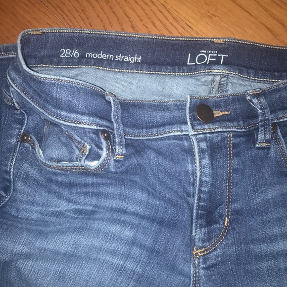 Ann Taylor Loft Jeans 28/6 Modern Straight - Picture 3 of 3